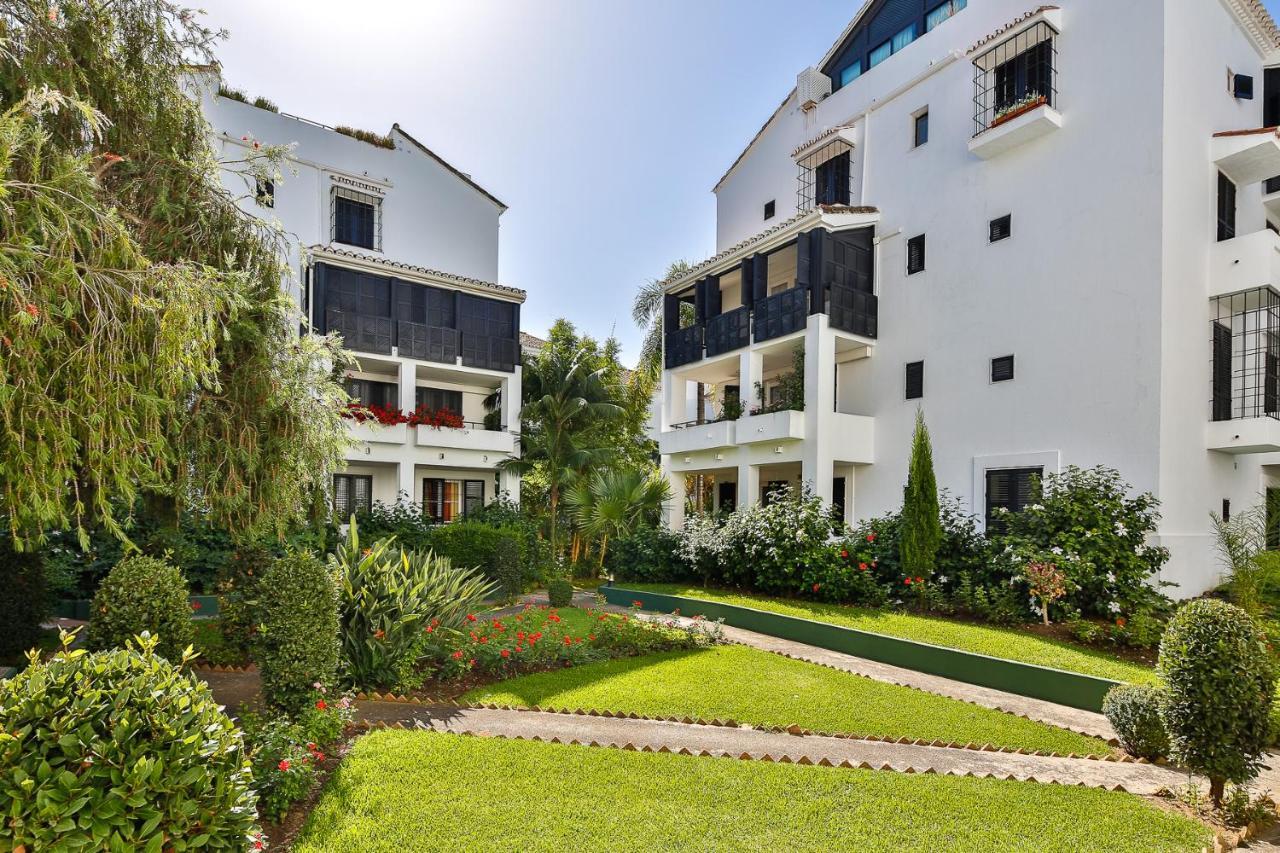 Jardines Las Golondrinas Apartments Elviria Marbella Exteriör bild
