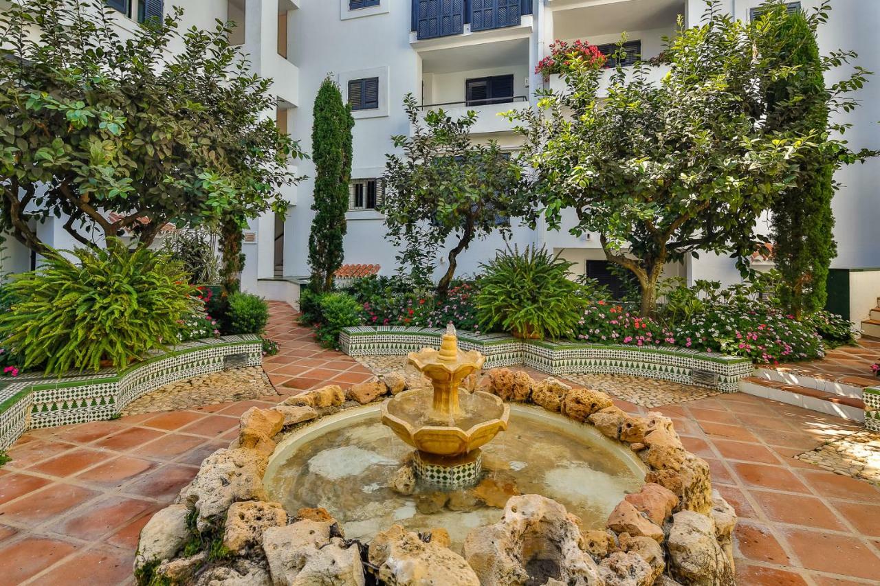 Jardines Las Golondrinas Apartments Elviria Marbella Exteriör bild